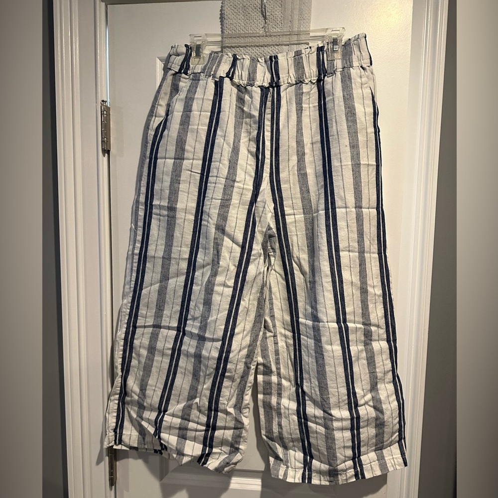 Wide leg ANA capris navy and white stripes